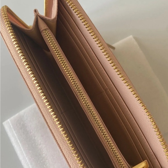 BTFY Saffiano Large Purse - Nude - Picture 3 of 6